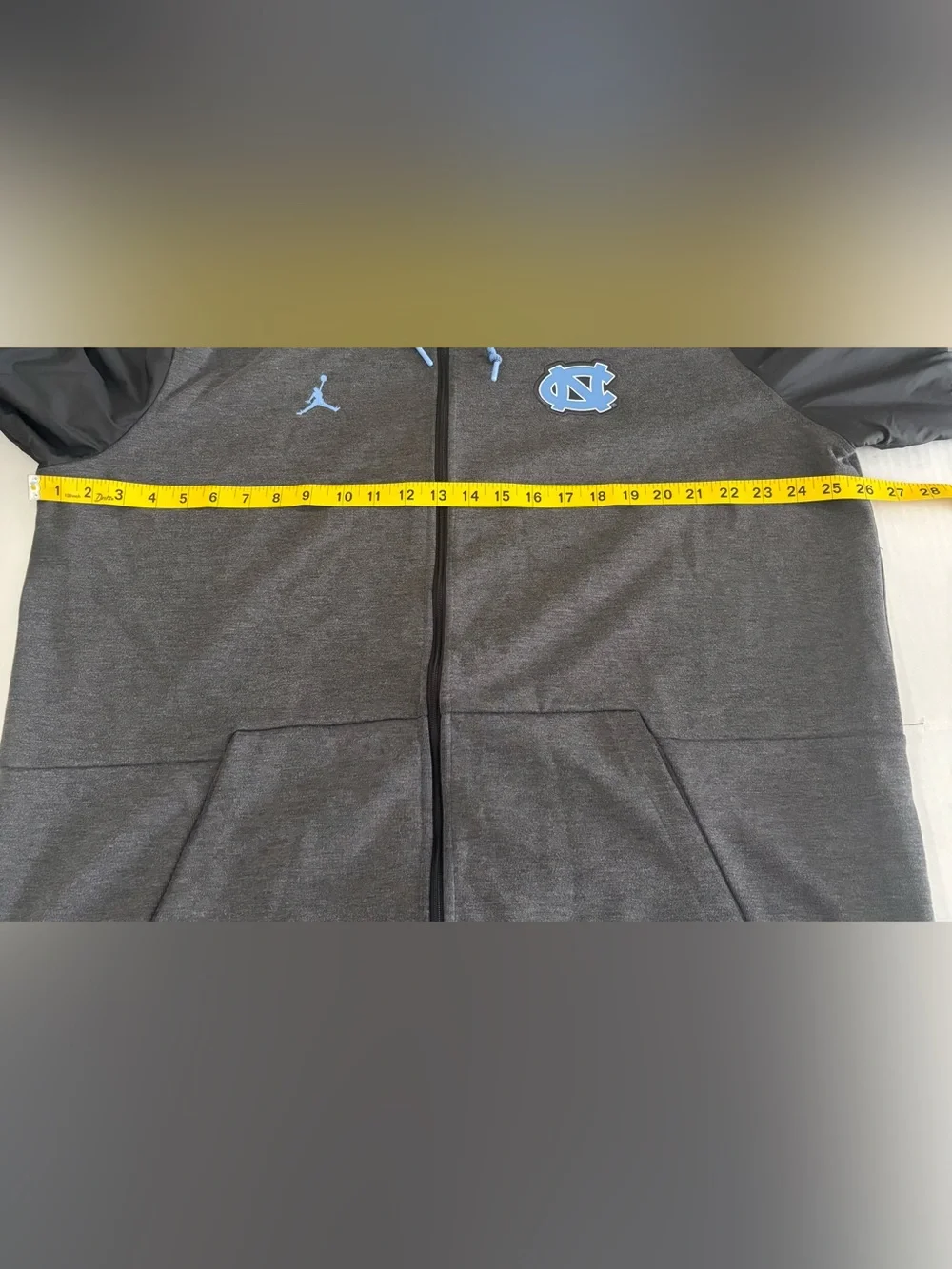 Jordan North Carolina Tar Heels Jacket Mens  Jordan NCAA Basketball Hoodie XXL